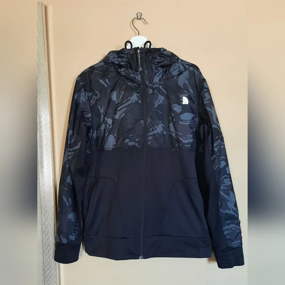 The North Face Men's Black and Gray Lightweight Jacket Sweatshirt Hoodie